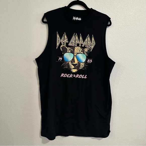 Def Leppard 1983 Graphic T-Shirt Dress - Picture 1 of 5